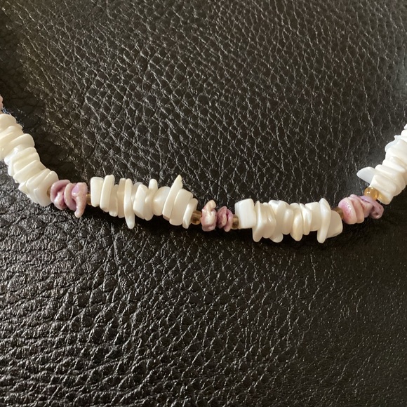 Puka Shell White and Purple 16” Necklace - Picture 2 of 3